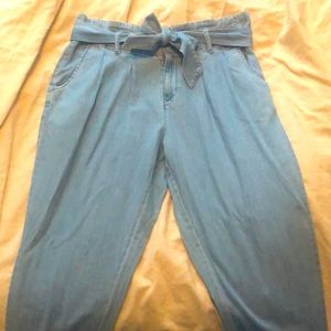 High Waisted Light Jean Pants